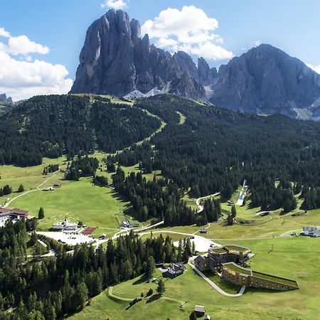 Cendevaves Alpine Silence Hotel Santa Cristina Val Gardena Eksteriør billede